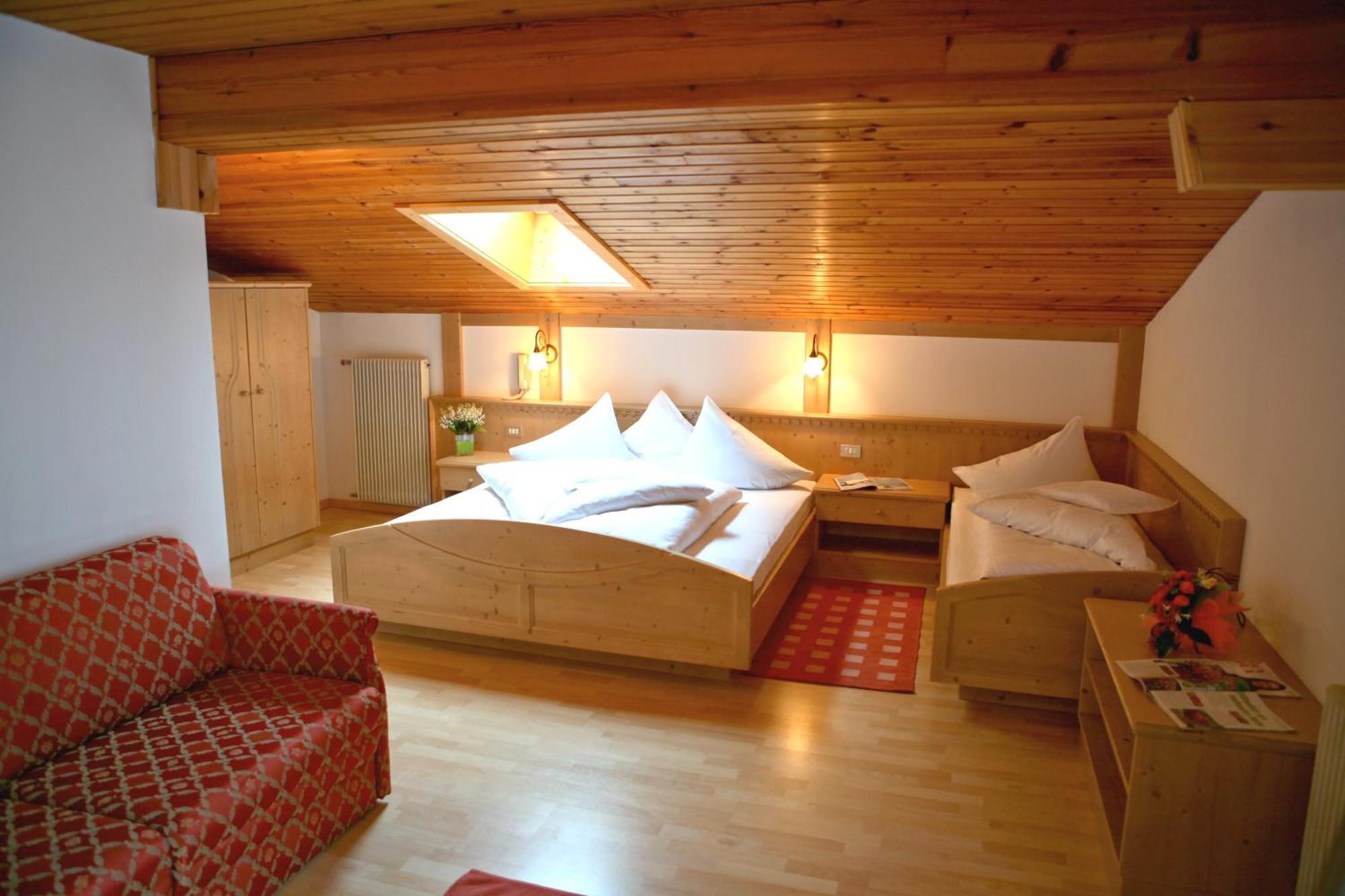 Garni Olympia Hotel Солда Екстериор снимка